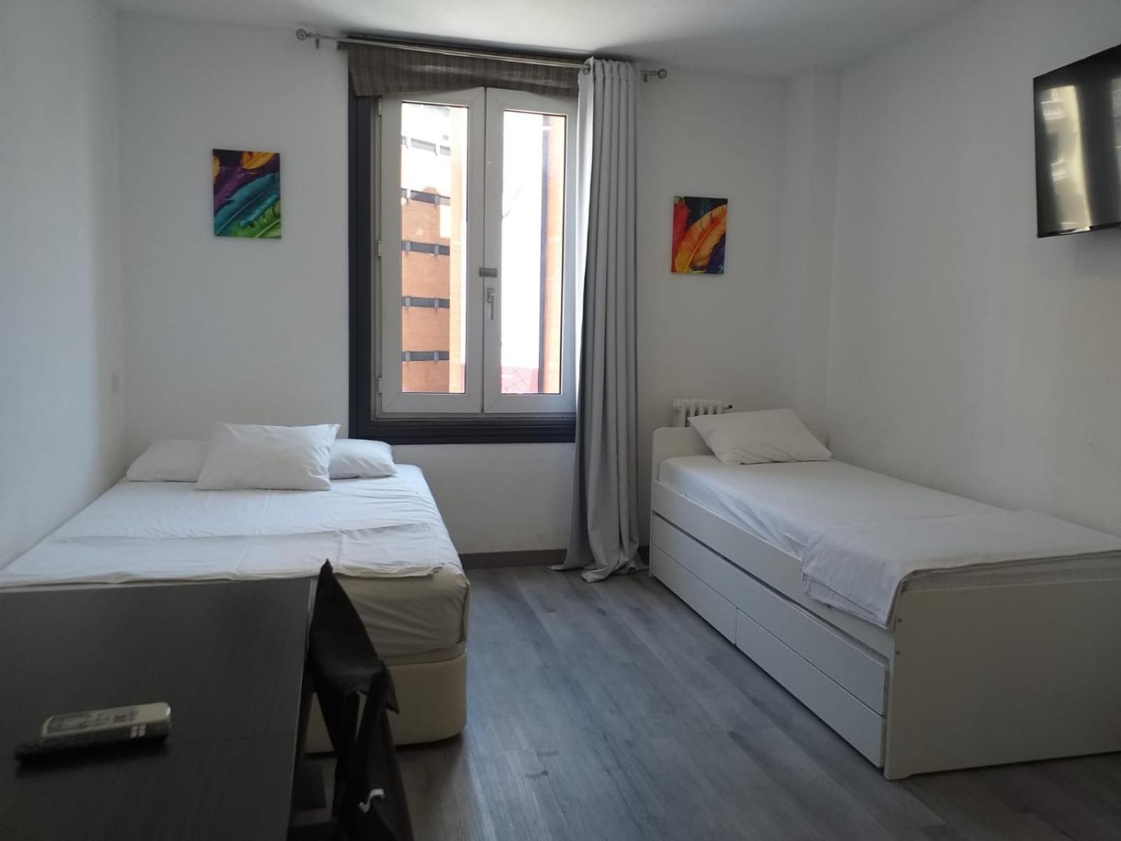 Estudio En Callao, 4 Personas Madrid Bagian luar foto