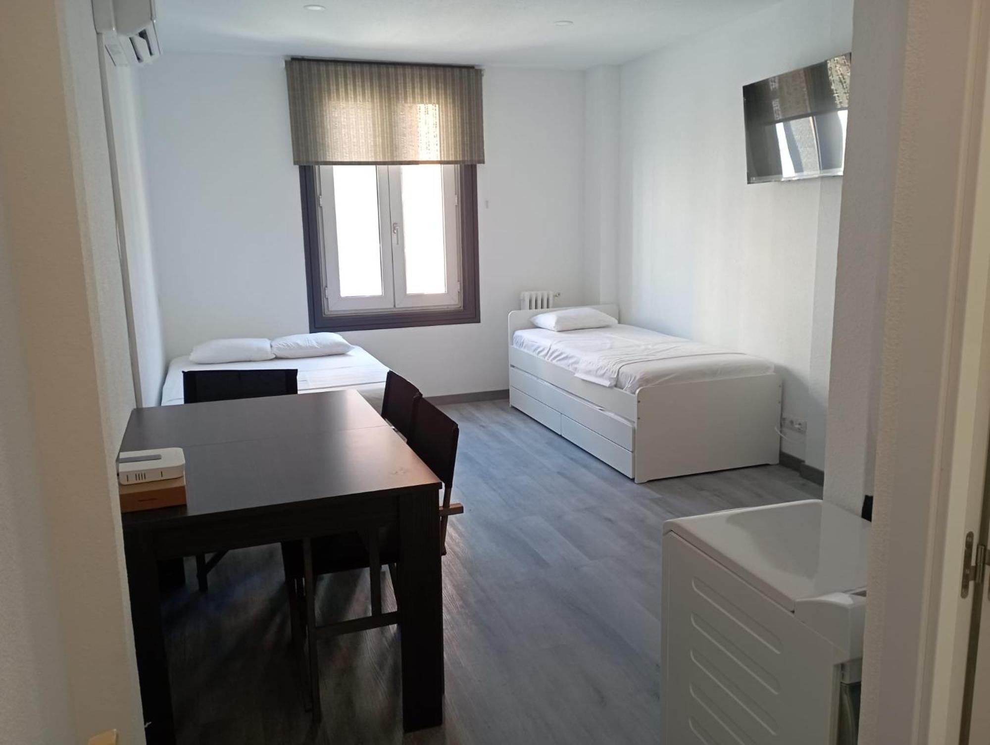 Estudio En Callao, 4 Personas Madrid Bagian luar foto