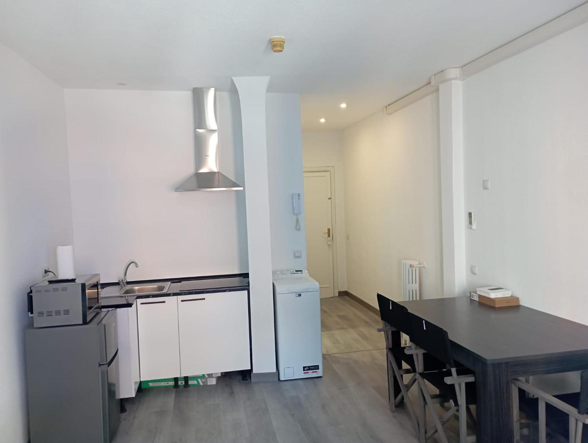 Estudio En Callao, 4 Personas Madrid Bagian luar foto