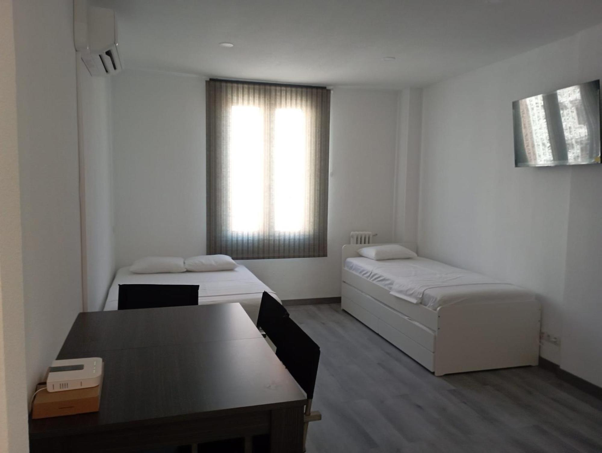 Estudio En Callao, 4 Personas Madrid Bagian luar foto