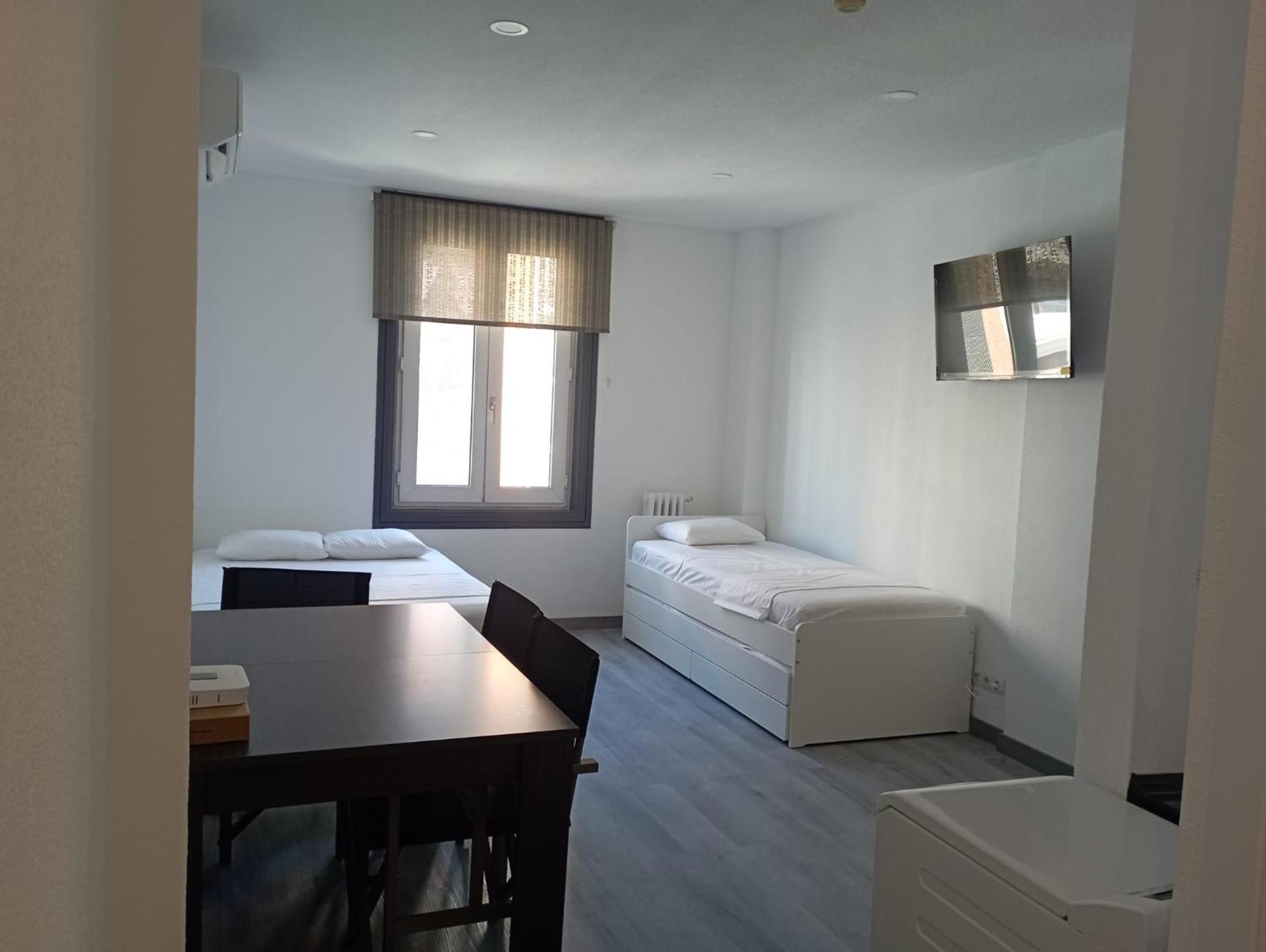 Estudio En Callao, 4 Personas Madrid Bagian luar foto
